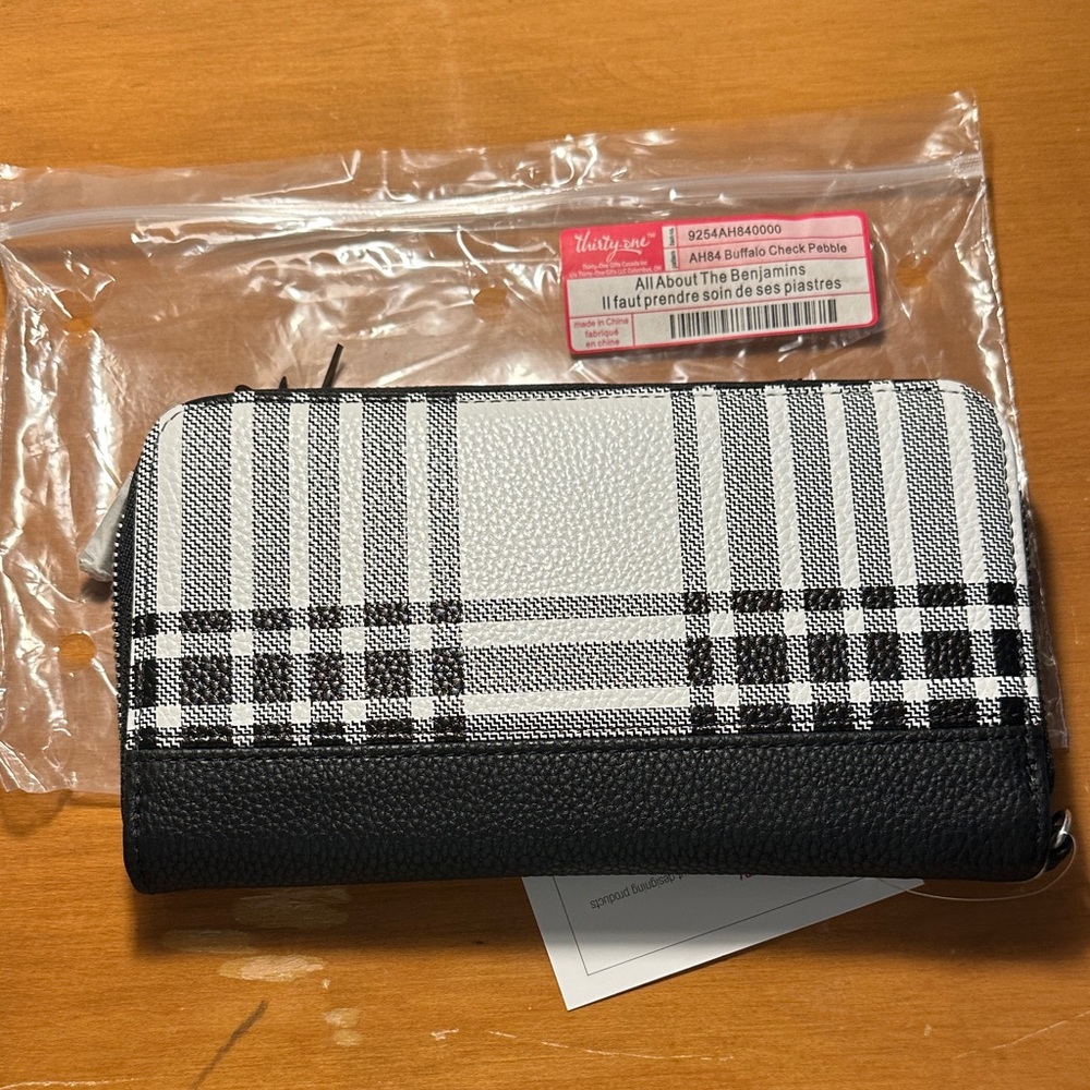 thirty-one Black and White Plaid Zip-Around Wallet